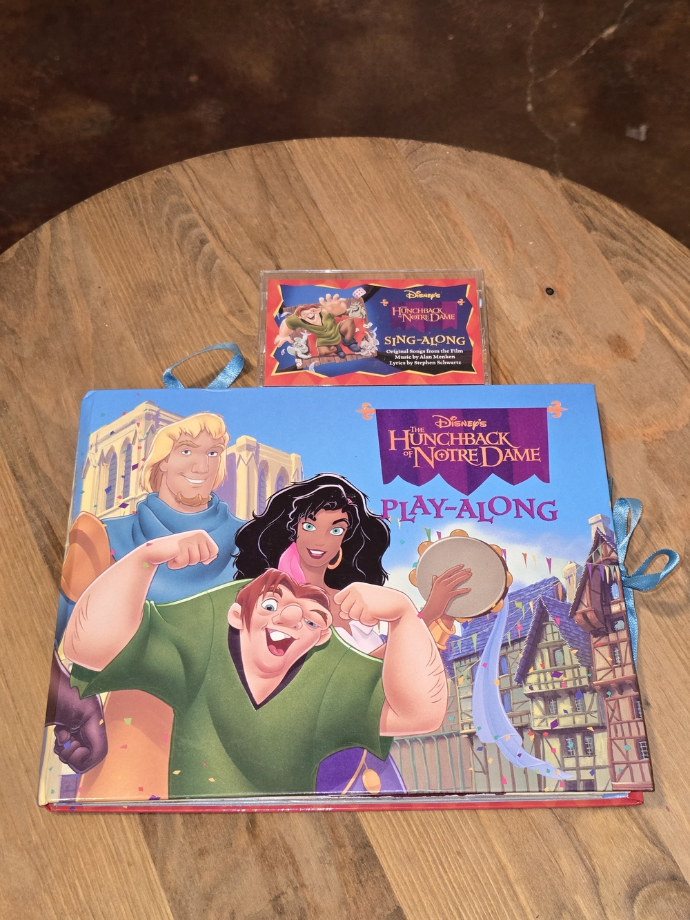 Disney The Hunchback of Notre Dame Play-Along Pop-Up Book & Sing-Along Cassette